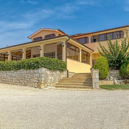 Cottage Nilda I Musalez エクステリア 写真