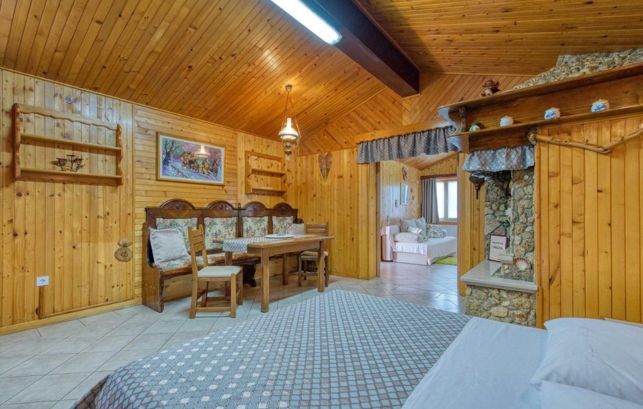 Cottage Nilda I Musalez エクステリア 写真